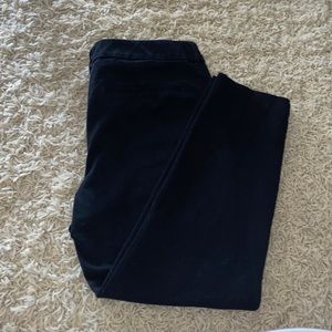 Old Navy mid rise pixie black pants. Size 16